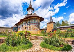 Enjoy 1000 Pieces Puzzle: Sucevica Monastery