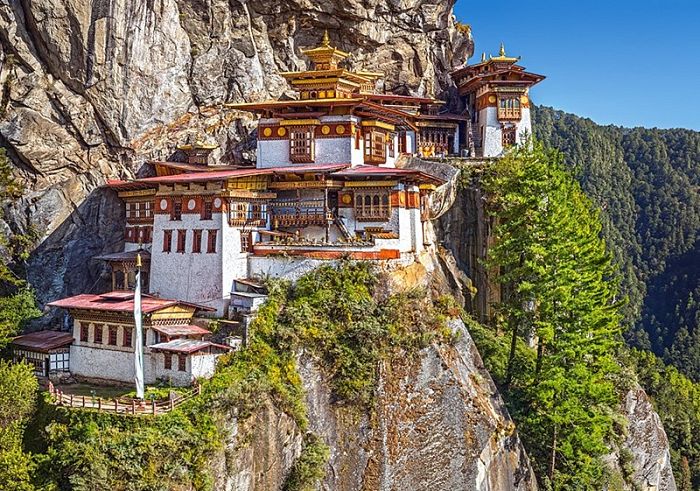 Puzzle Castorland 500 pieces: Views of Taktsang Paro, Bhutan B-53445