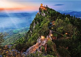 Trefl 1000 Pieces Puzzle: Photo Odyssey. Chesta Tower, San Marino