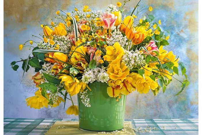 Puzzle Castorland 1000 pieces: Spring flowers in a green vase C-104567